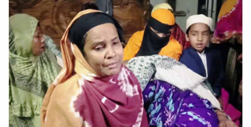 মা-ছেলের মৃত্যুতেবিয়ে বাড়িতে বিষাদের ছায়া