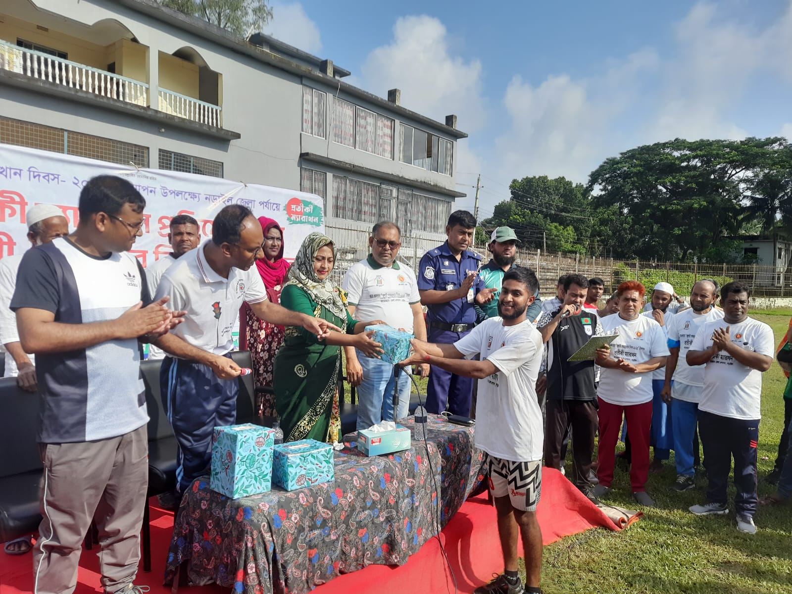 জুলাই গনঅভ্যুথান দিবস ২০২৫ উদযাপন উপলক্ষে নড়াইলে জেলা পর্যায়ে প্রতীক ম্যারাথন প্রতিযোগিতা, সমাপনি ও পুরস্কার বিতারণ