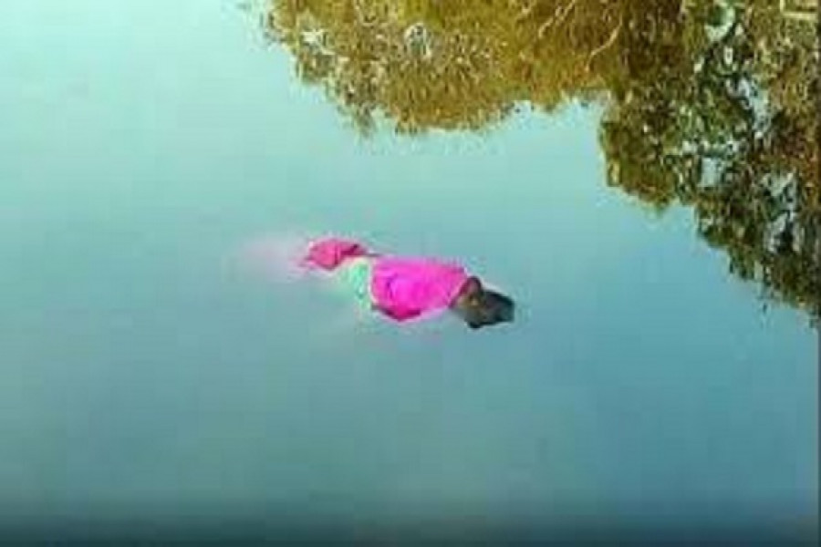 অজ্ঞাত নারীর ভাসমান মরদেহ নবগঙ্গা নদী থেকে উদ্ধার